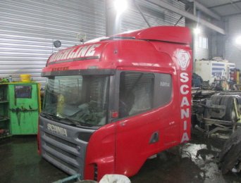 Кабина Scania R420 4X2 тягач 2007 Кабина Scania R420 4X2 тягач 2007. Разборка грузовиков Скания в Москве +7(925)0002111.Запчасти б/у и новые для грузовых автомобилей Scania,Scania P R G 114 в разборе, Домодедово, Долматово, Подольск, Наро-фоминск, Щербинка, Климовск, А107 - RazborGruz