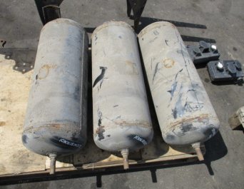 Ресивер KOGEL SN24 бортовой 2005г. Купить / Разборка полуприцепов Schmitz Krone Kogel Wielton Тонар в Москве – razborgruz Ресивер KOGEL SN24 бортовой 2005г. Купить / Разборка полуприцепов Schmitz Krone Kogel Wielton Тонар в Москве – razborgruz